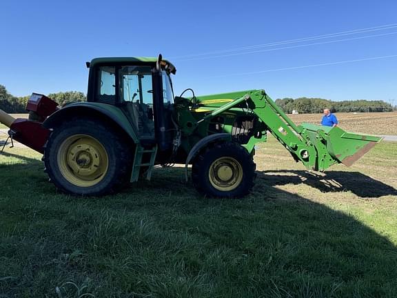 Image of John Deere 7230 equipment image 4