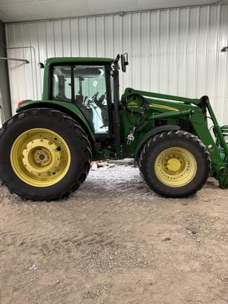 Image of John Deere 7230 Premium equipment image 4