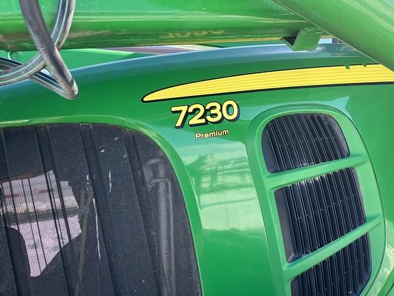 Image of John Deere 7230 Premium equipment image 3