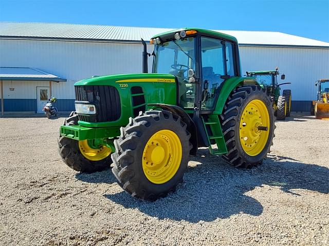 Image of John Deere 7230 Premium equipment image 1