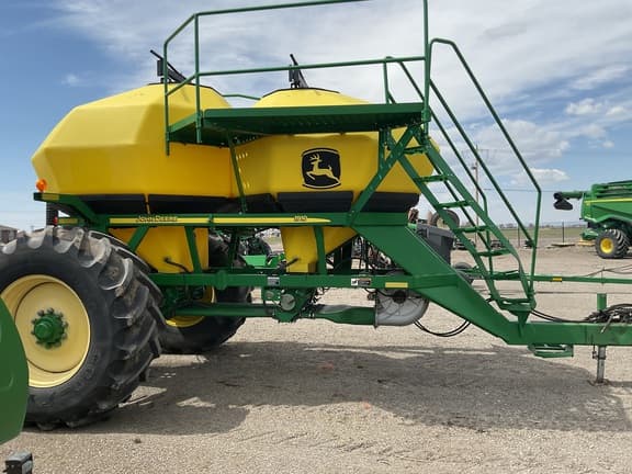 Image of John Deere 730 equipment image 1