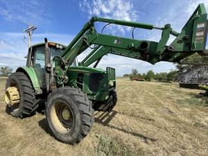 2008 John Deere 7330 Image
