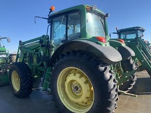 Main image John Deere 7330 1