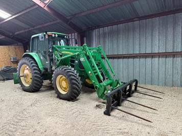 Main image John Deere 7330