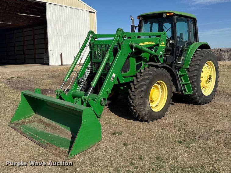 Image of John Deere 7330 Primary image