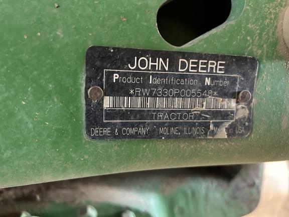 Image of John Deere 7330 equipment image 2