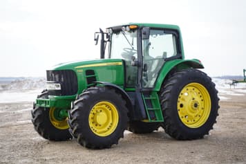 Main image John Deere 7330