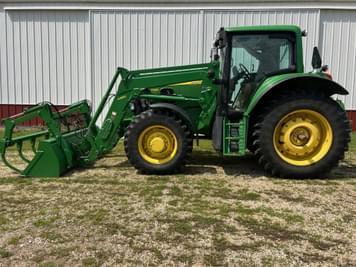 Main image John Deere 7330