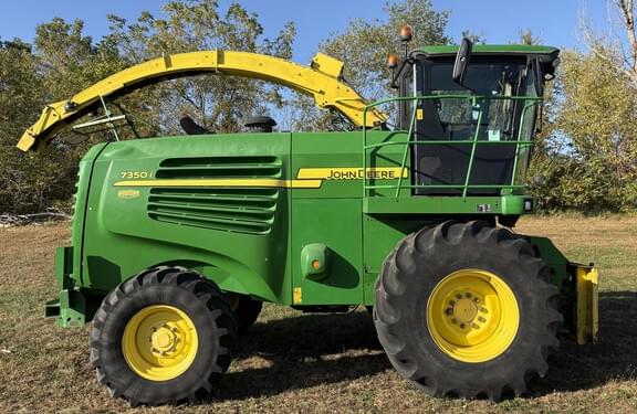 Image of John Deere 7350 equipment image 3