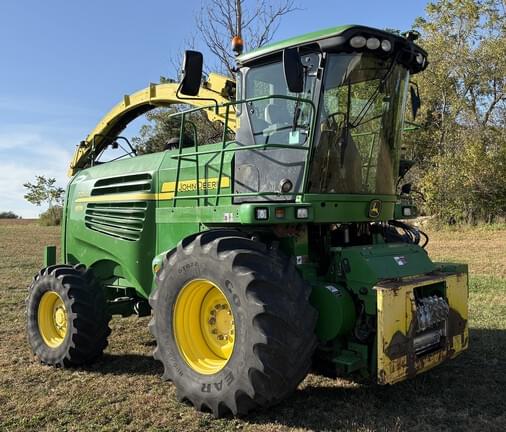 Image of John Deere 7350 equipment image 2