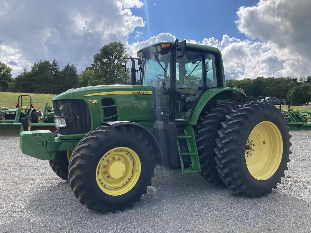 Image of John Deere 7430 Premium Primary image