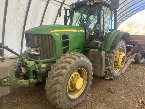 Image of John Deere 7430 Premium Primary image