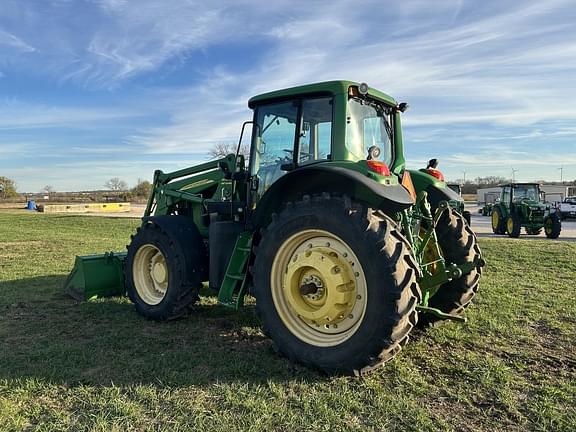 Image of John Deere 7430 Premium equipment image 3