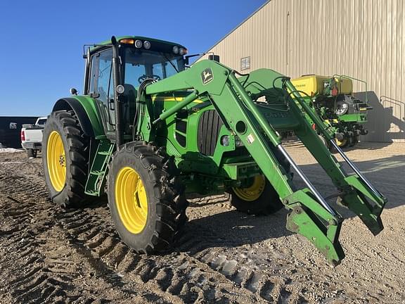 Image of John Deere 7430 Premium equipment image 1