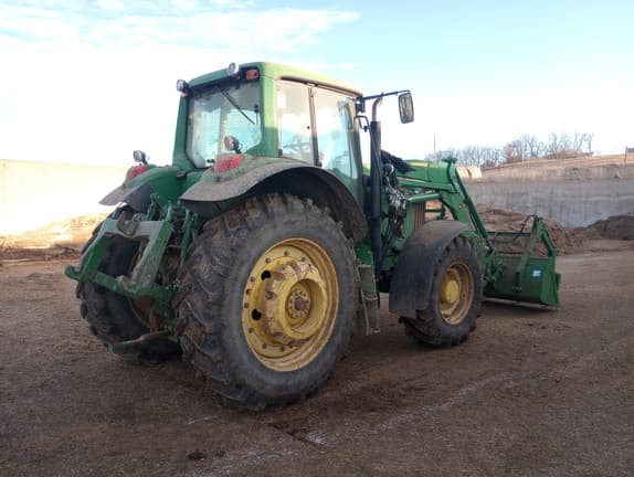 Image of John Deere 7430 Premium equipment image 4