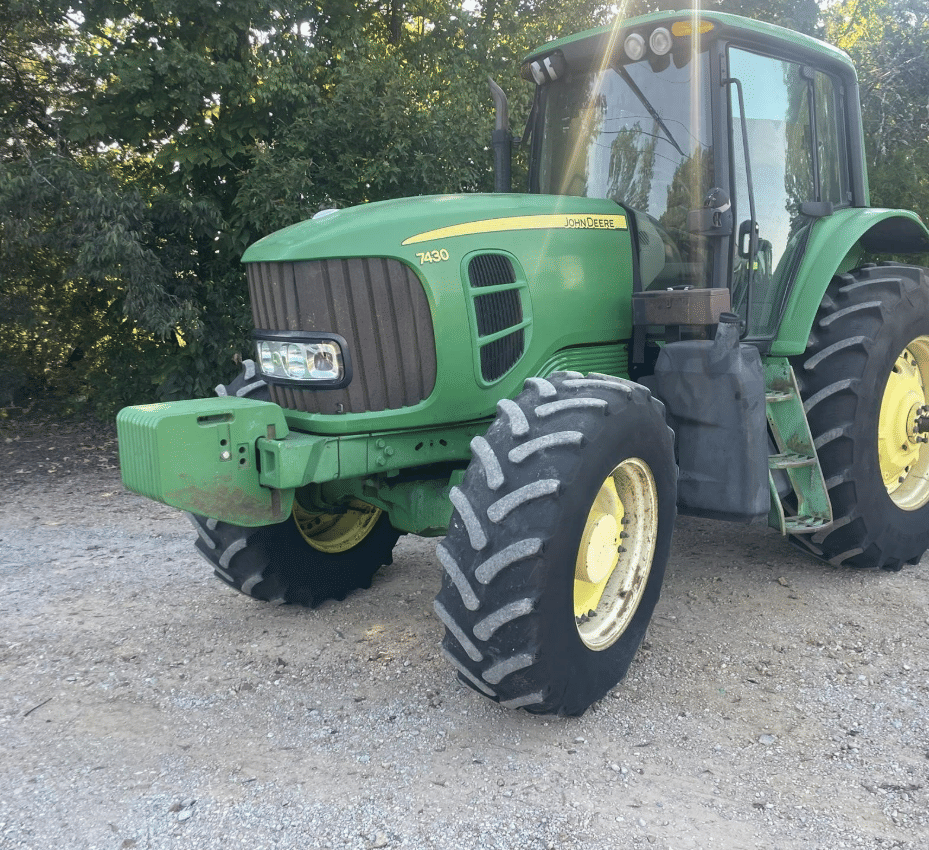 Image of John Deere 7430 Premium Primary Image