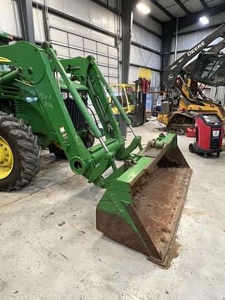 Image of John Deere 746 equipment image 4