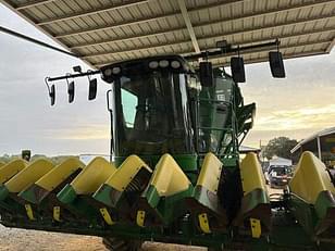 Main image John Deere 7460 3