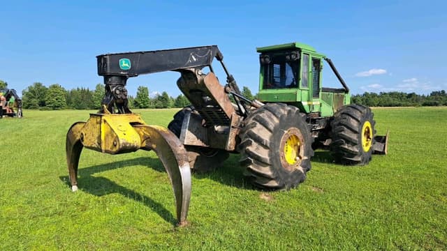 Image of John Deere 748H equipment image 4