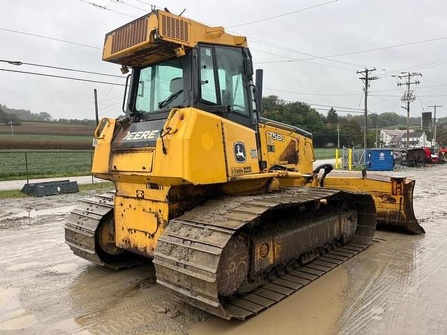 Image of John Deere 750J equipment image 4