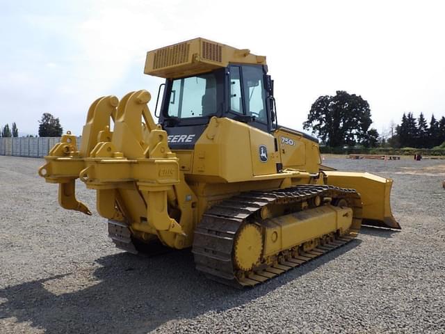 Image of John Deere 750J LT equipment image 3