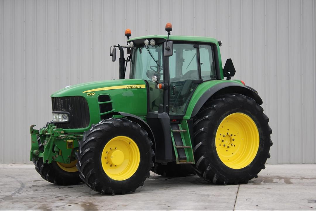 Image of John Deere 7530 Premium Primary image