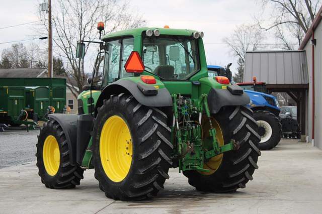 Image of John Deere 7530 Premium equipment image 4