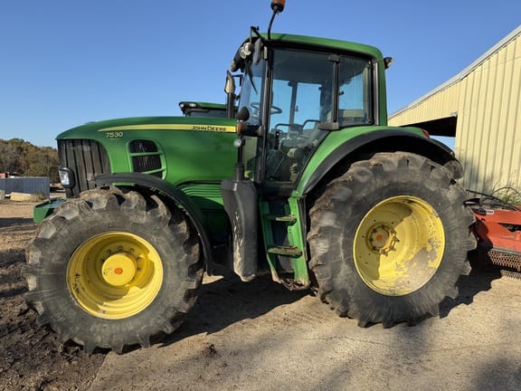 2008 John Deere 7530 Premium Equipment Image0
