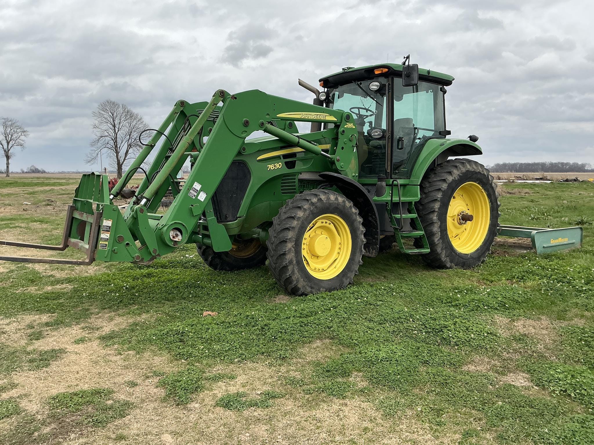 2008 John Deere 7630 Equipment Image0