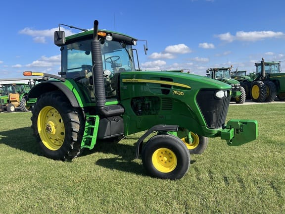 Main image John Deere 7630