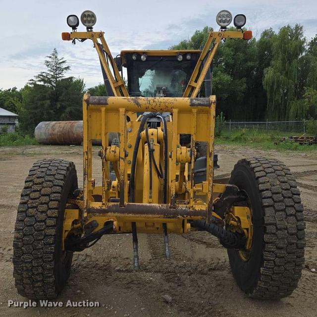 Image of John Deere 772D equipment image 1