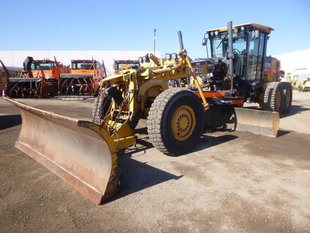 2008 John Deere 772D Equipment Image0