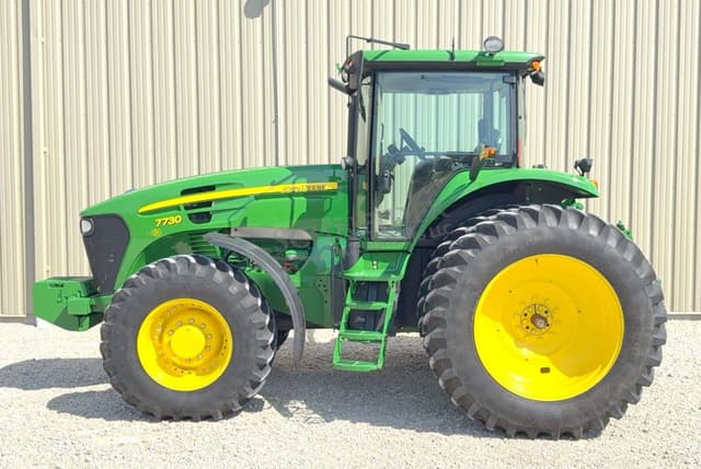 Image of John Deere 7730 equipment image 3