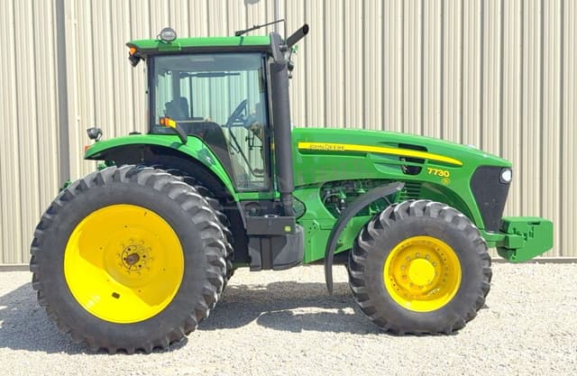 Image of John Deere 7730 equipment image 2