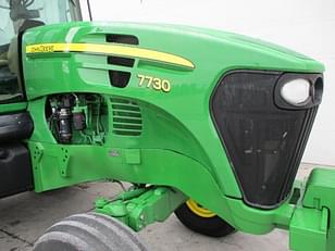 Main image John Deere 7730 11