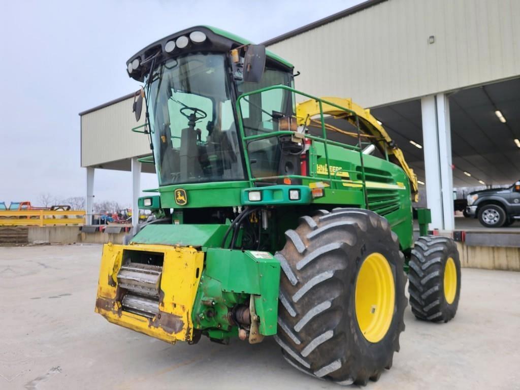 Image of John Deere 7800 Primary image