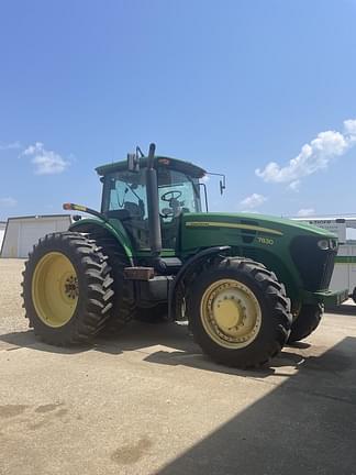 Image of John Deere 7830 equipment image 1