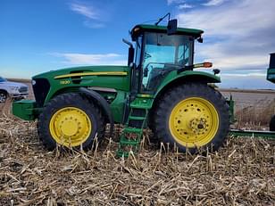 Main image John Deere 7830 3