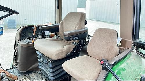 Image of John Deere 7830 equipment image 4