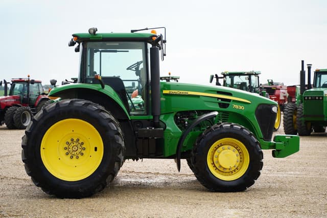Image of John Deere 7830 equipment image 3