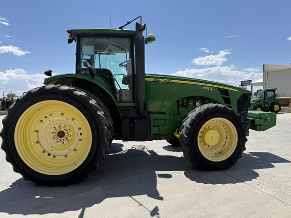 Image of John Deere 8130 equipment image 2