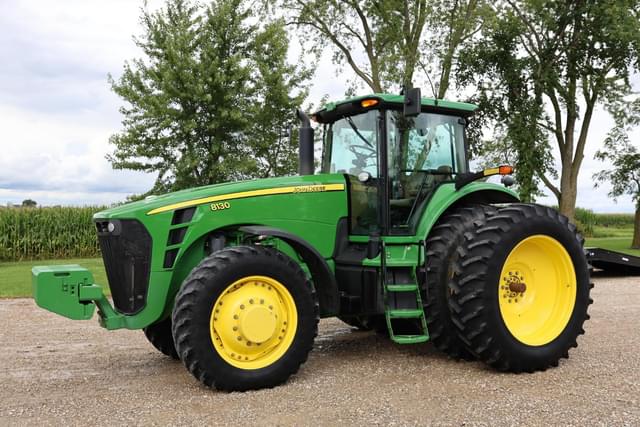 Image of John Deere 8130 equipment image 1