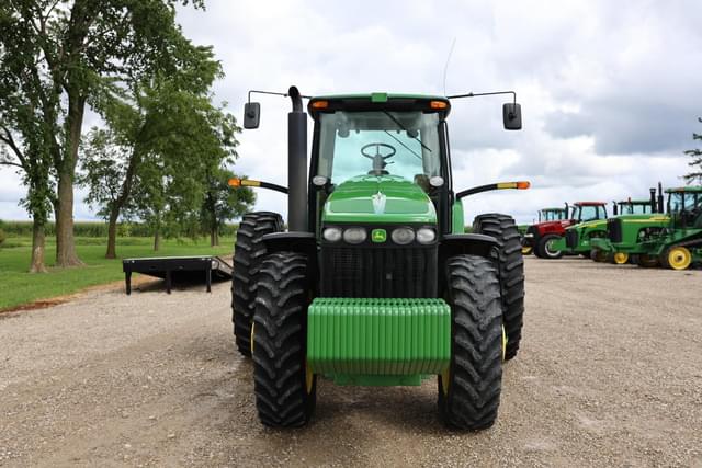 Image of John Deere 8130 equipment image 3