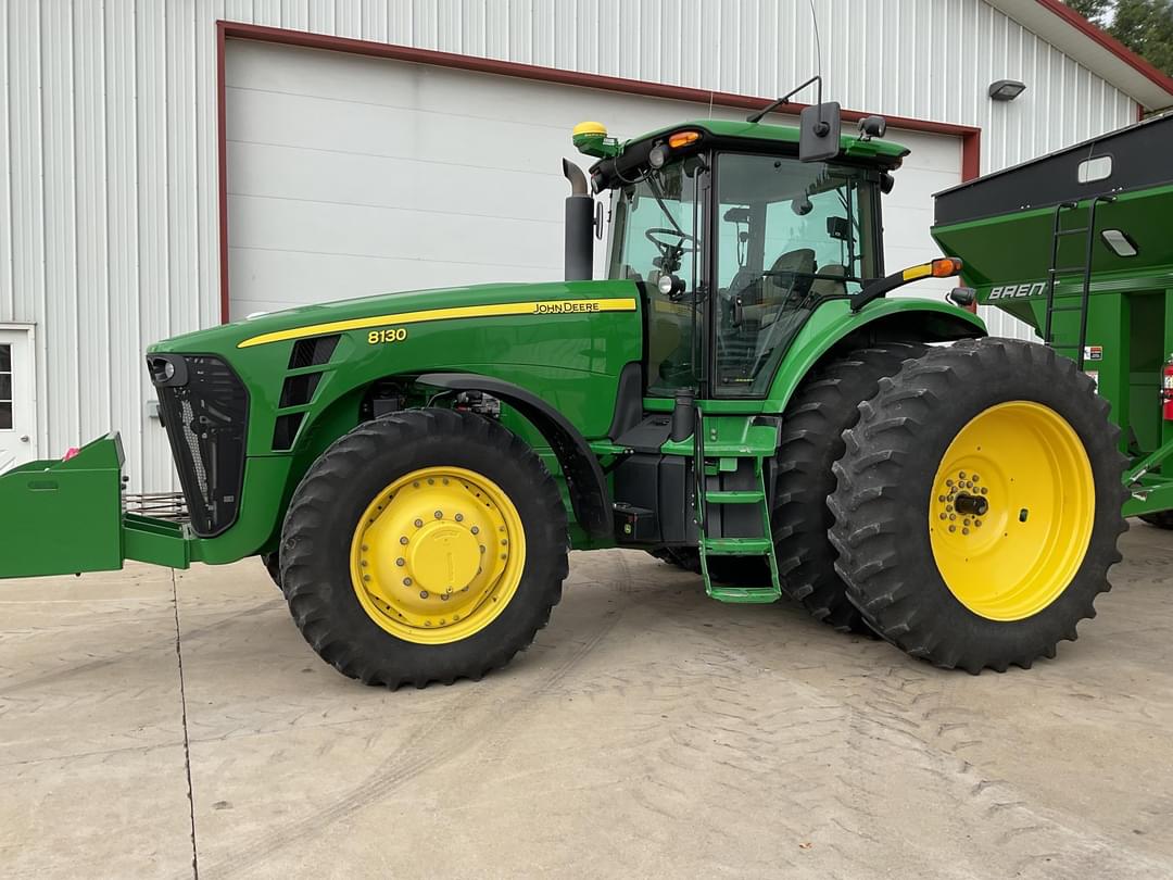 Image of John Deere 8130 Primary image