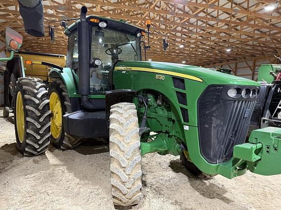 Image of John Deere 8130 equipment image 2