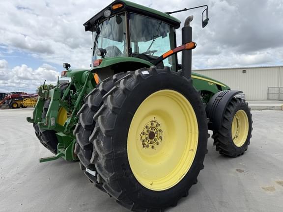 Image of John Deere 8130 equipment image 3