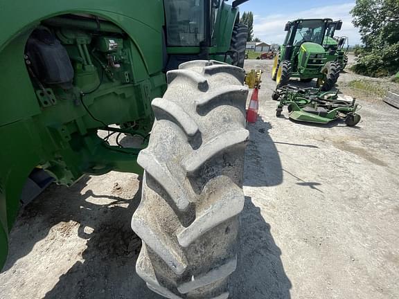 Image of John Deere 8130 equipment image 4