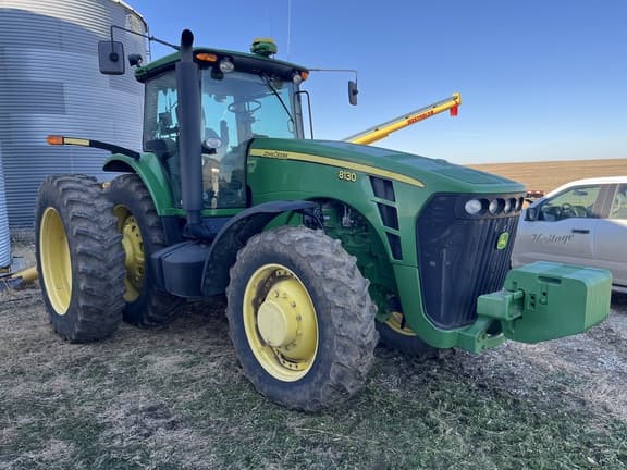 Image of John Deere 8130 equipment image 4