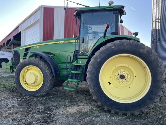 Image of John Deere 8130 equipment image 1