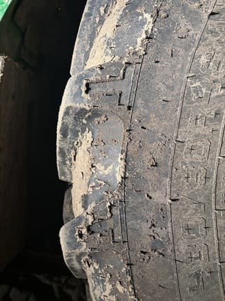 Image of John Deere 8130 equipment image 3